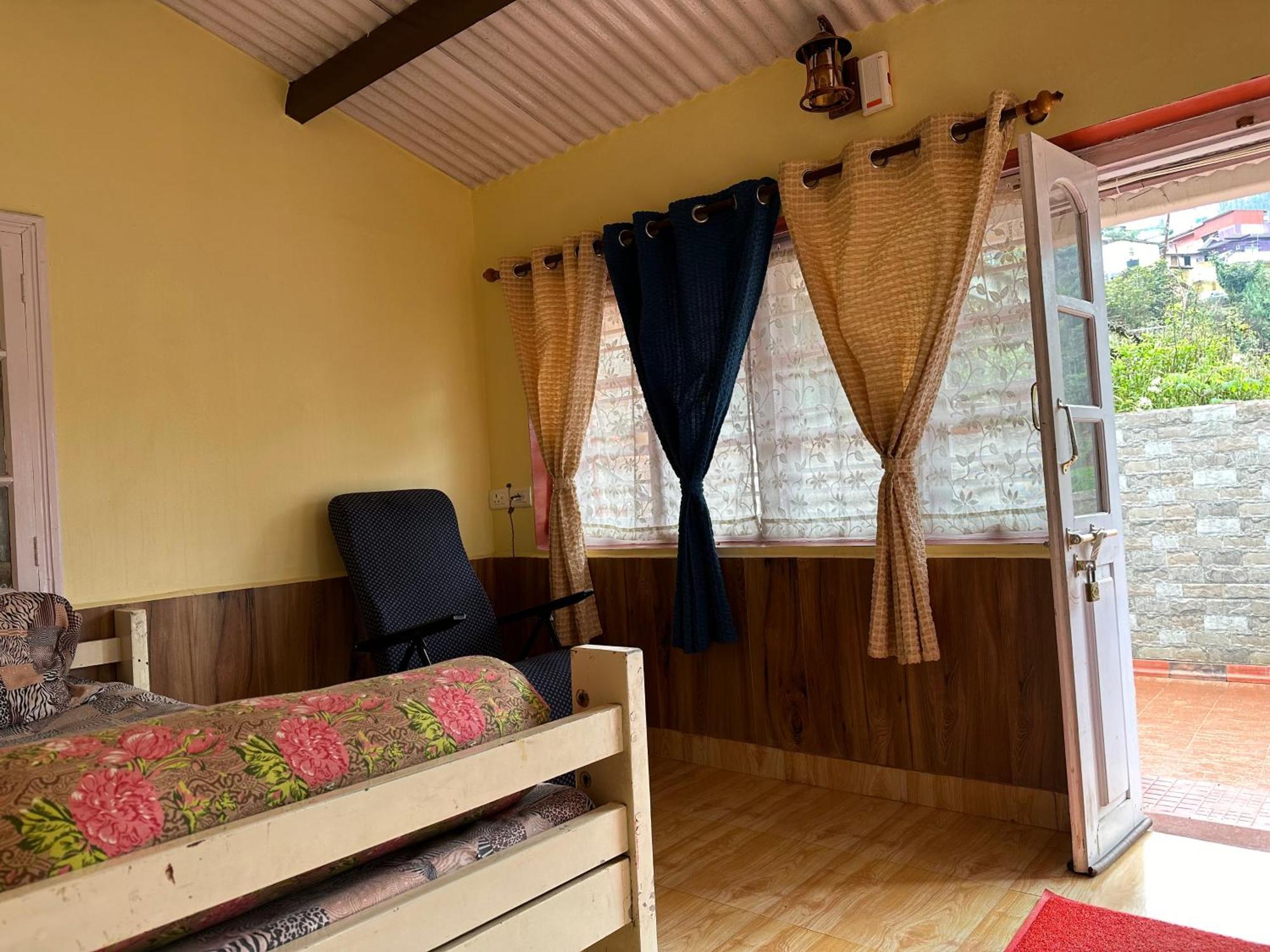 Kanjira House Ooty Kültér fotó